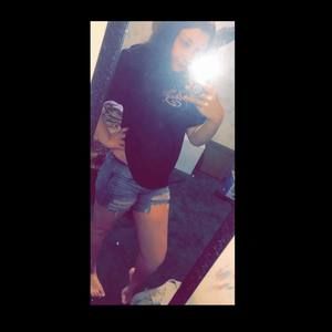 Meet your Posher, Jazmine